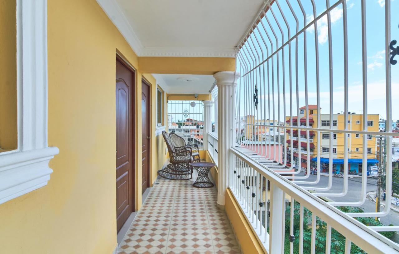 Bnb Tropical Island Aparthotel - Corales Del Sur - Santo Domingo Este La Viva Exterior foto