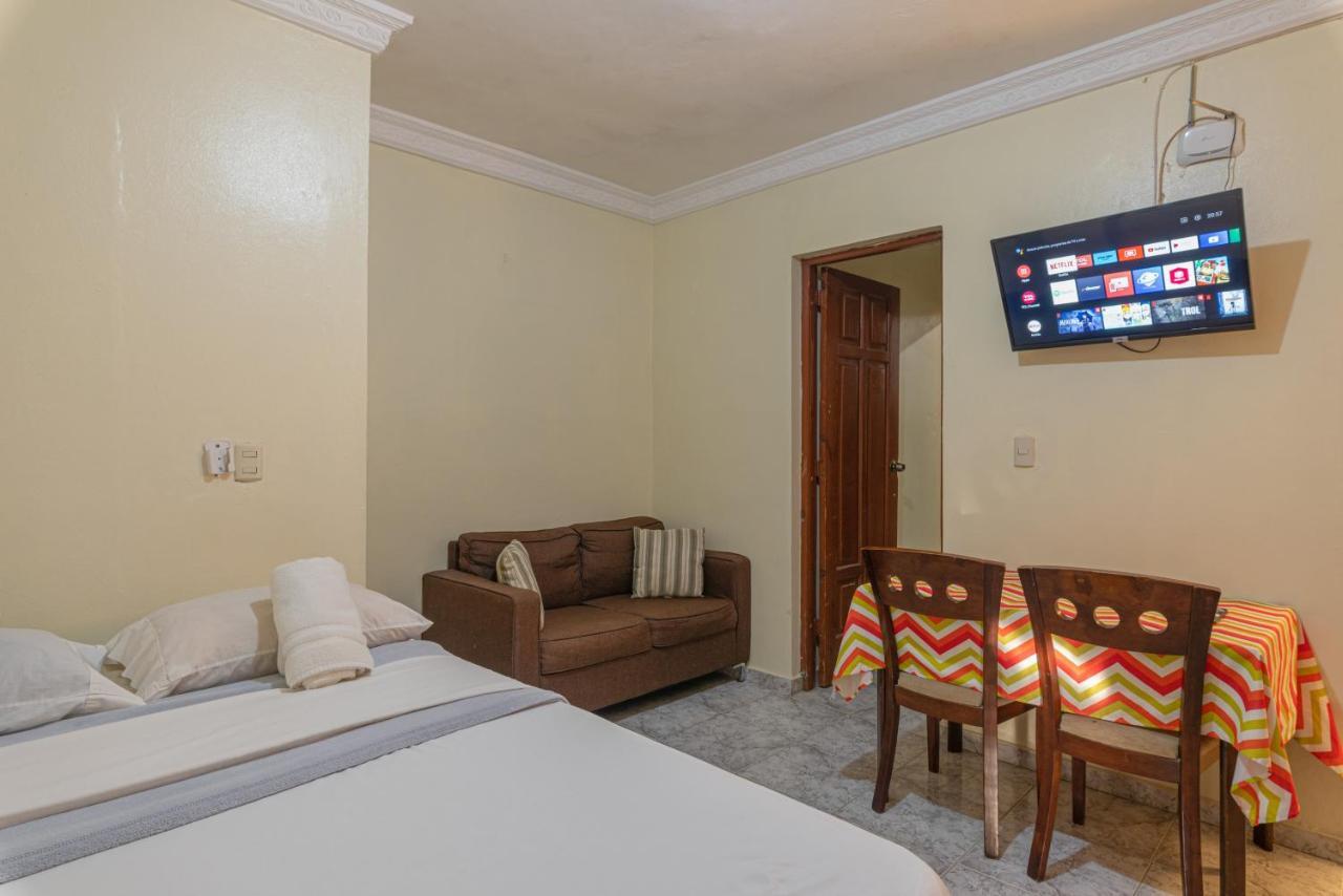 Bnb Tropical Island Aparthotel - Corales Del Sur - Santo Domingo Este La Viva Exterior foto