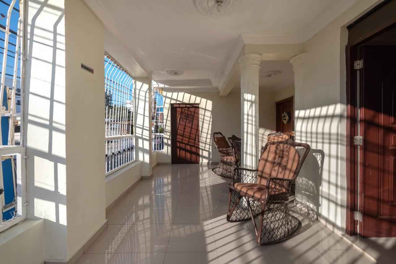 Bnb Tropical Island Aparthotel - Corales Del Sur - Santo Domingo Este La Viva Exterior foto