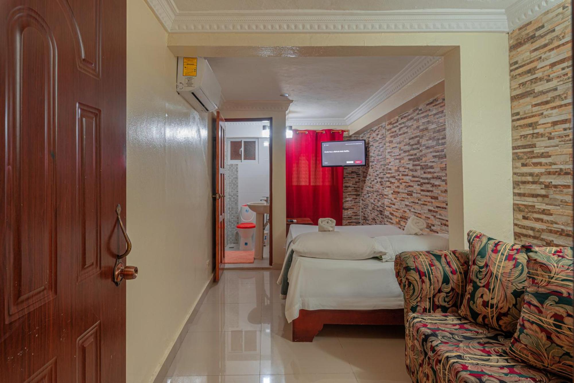 Bnb Tropical Island Aparthotel - Corales Del Sur - Santo Domingo Este La Viva Exterior foto